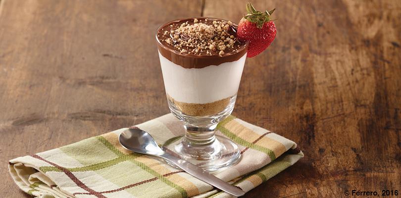 PARFAIT DE CREAM CRAKERS COM NUTELLA<sup>®</sup>