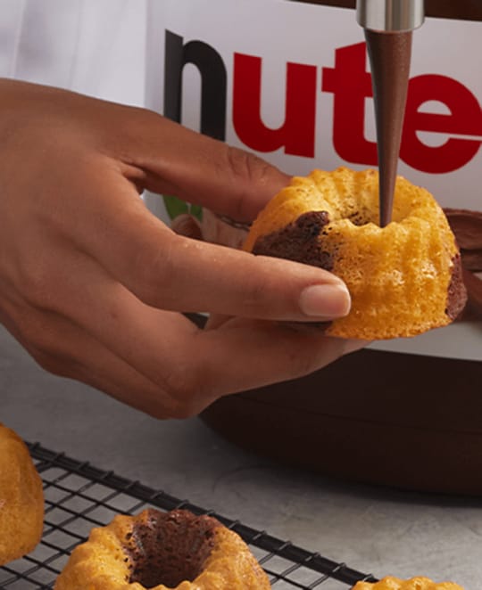 Nutella® heated pump dispenser Ferrero Food Service