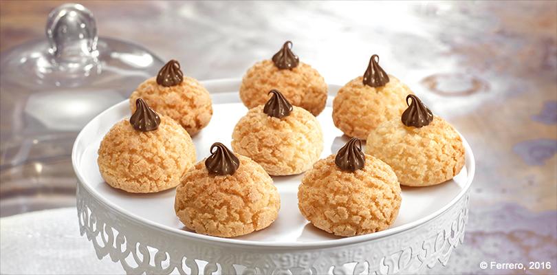 BOLINHOS DE CHOUX COM NUTELLA<sup>®</sup>